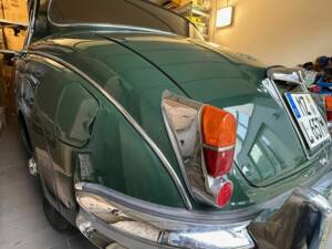 Image 5/7 of Jaguar Mk II 3.8 (1967)