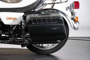 Image 16/44 de Moto Guzzi California II (1983)