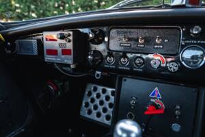 Imagen 25/33 de MG MGB (1969)