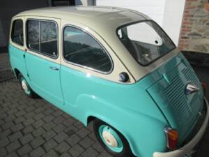 Bild 11/44 von FIAT 600 D Multipla (1964)