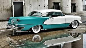 Bild 2/9 von Oldsmobile 98 Sedan (1956)