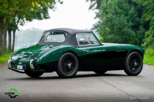 Image 46/59 of Austin-Healey 100&#x2F;6 (BN6) (1958)