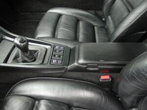 Bild 38/99 von Porsche 928 GTS (1992)