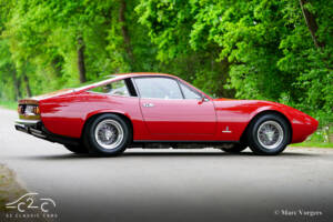 Image 37/80 de Ferrari 365 GTC&#x2F;4 (1972)