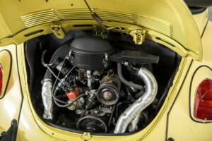 Immagine 36/50 di Volkswagen Käfer 1302 (1971)