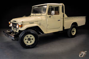 Imagen 1/21 de Toyota Land Cruiser FJ 45 (1980)