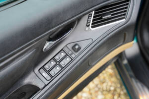 Image 28/50 of BMW 850CSi (1994)