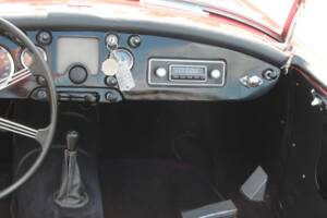 Imagen 50/77 de MG MGA 1500 (1959)