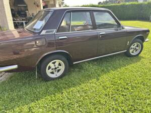 Image 8/8 of Datsun 1600 SSS (1970)