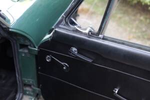 Bild 8/50 von MG MGB GT (1967)