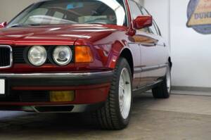 Bild 7/33 von BMW 750i (1991)