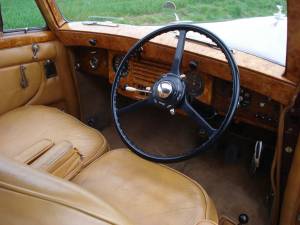 Bentley MK VI Fixed Head Coupé de Luxe (James Young) 1951