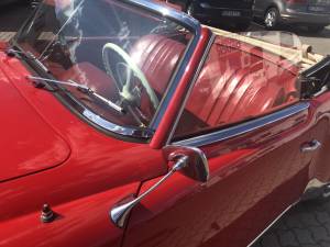 Image 43/45 of Mercedes-Benz 190 SL (1960)