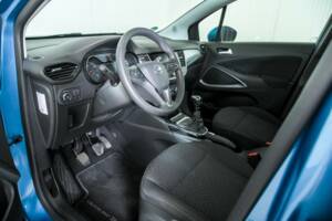 Image 11/50 de Opel Crossland X 1.2 Turbo (2020)