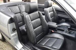 Image 30/46 of BMW 320i (1995)