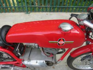 Bild 13/44 von Gilera 175 Extra Rossa (1958)