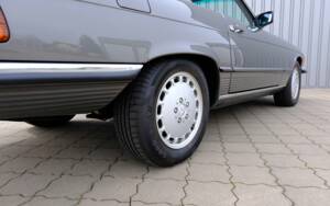 Image 89/97 de Mercedes-Benz 560 SL (1987)