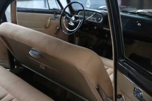 Image 26/50 of Lancia Flavia 1800 (1965)