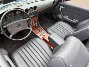 Image 10/31 of Mercedes-Benz 420 SL (1987)