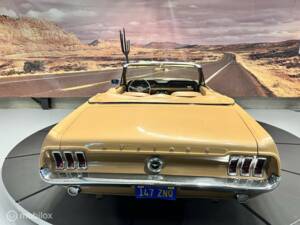 Immagine 22/46 di Ford Mustang 390 (1967)