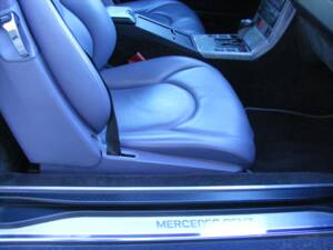 Immagine 10/39 di Mercedes-Benz SL 320 (1997)