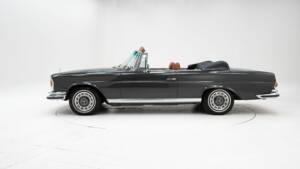 Bild 8/15 von Mercedes-Benz 280 SE 3,5 (1970)