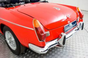 Image 33/50 de MG MGB (1973)