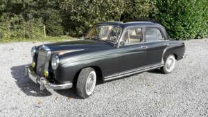 Image 4/8 of Mercedes-Benz 220 S (1959)