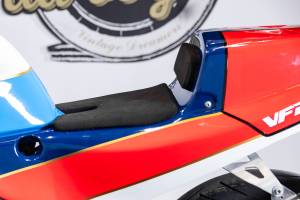 Image 35/48 of Honda DUMMY (1997)