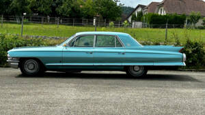 Image 1/11 of Cadillac 75 Fleetwood (1962)