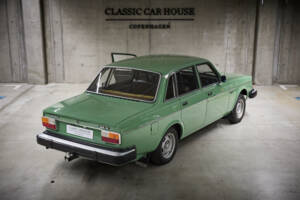 Immagine 93/98 di Volvo 244 DL (1975)