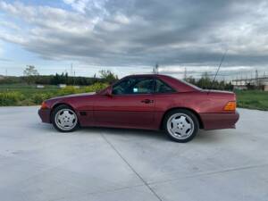Image 6/30 of Mercedes-Benz 300 SL-24 (1992)