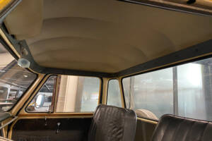 Image 20/22 of Borgward B 611 (1961)