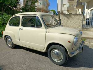 Immagine 27/50 di FIAT 600 D (1969)