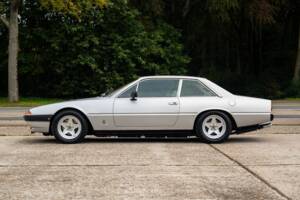 Image 10/38 of Ferrari 400i (1981)