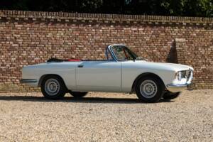 Image 19/50 of Alfa Romeo Giulia 1600 GTC (1966)