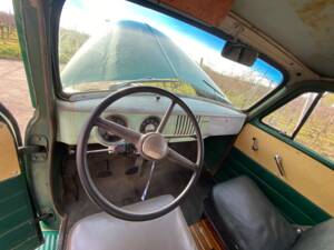 Image 19/34 of Chevrolet 3100 Panel (1955)