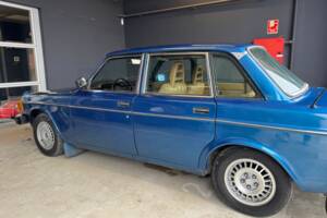 Imagen 2/19 de Volvo P 144 GL (1974)