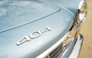 Image 23/88 of Peugeot 404 Coupé (1968)