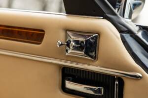 Bild 37/50 von Jaguar XJS 5.3 V12 (1990)