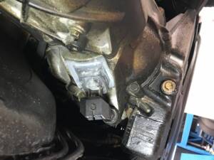 Bild 8/34 von Volvo 245 GL D (1986)
