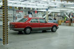 Bild 46/50 von Mercedes-Benz 260 SE (1986)