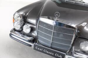 Bild 22/32 von Mercedes-Benz 300 SEL 3.5 (1970)
