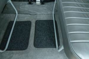 Image 24/50 of Toyota Land Cruiser FJ 40 (1980)