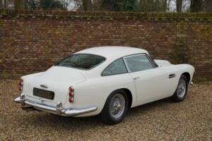 Afbeelding 28/50 van Aston Martin DB 4 (1961)