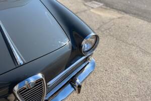 Image 16/25 of Alfa Romeo Giulietta TI (1961)