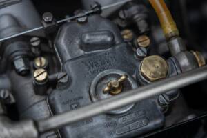 Image 45/50 de Aston Martin DB 5 Vantage (1965)