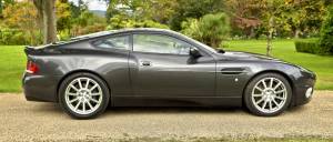 Bild 12/50 von Aston Martin V12 Vanquish S (2005)