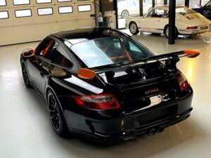 Bild 47/50 von Porsche 911 GT3 RS (2008)