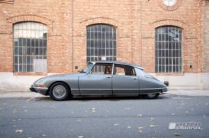 Bild 1/11 von Citroën DS 23 Pallas IE (1974)